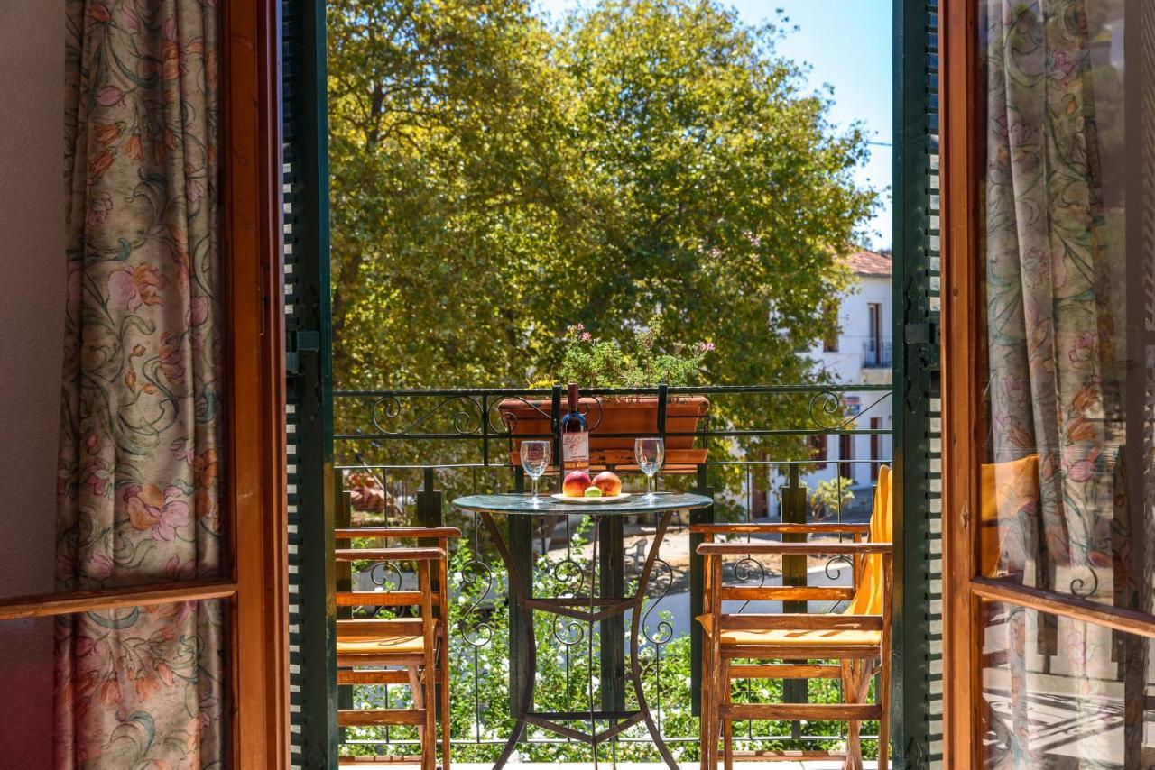 Des Roses Hotel Платаниас Екстериор снимка