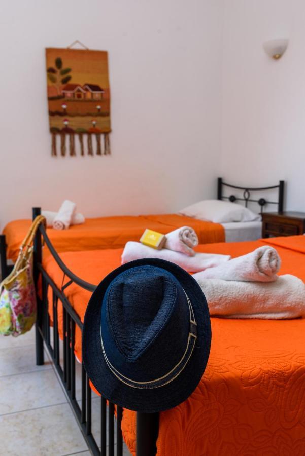 Des Roses Hotel Платаниас Екстериор снимка