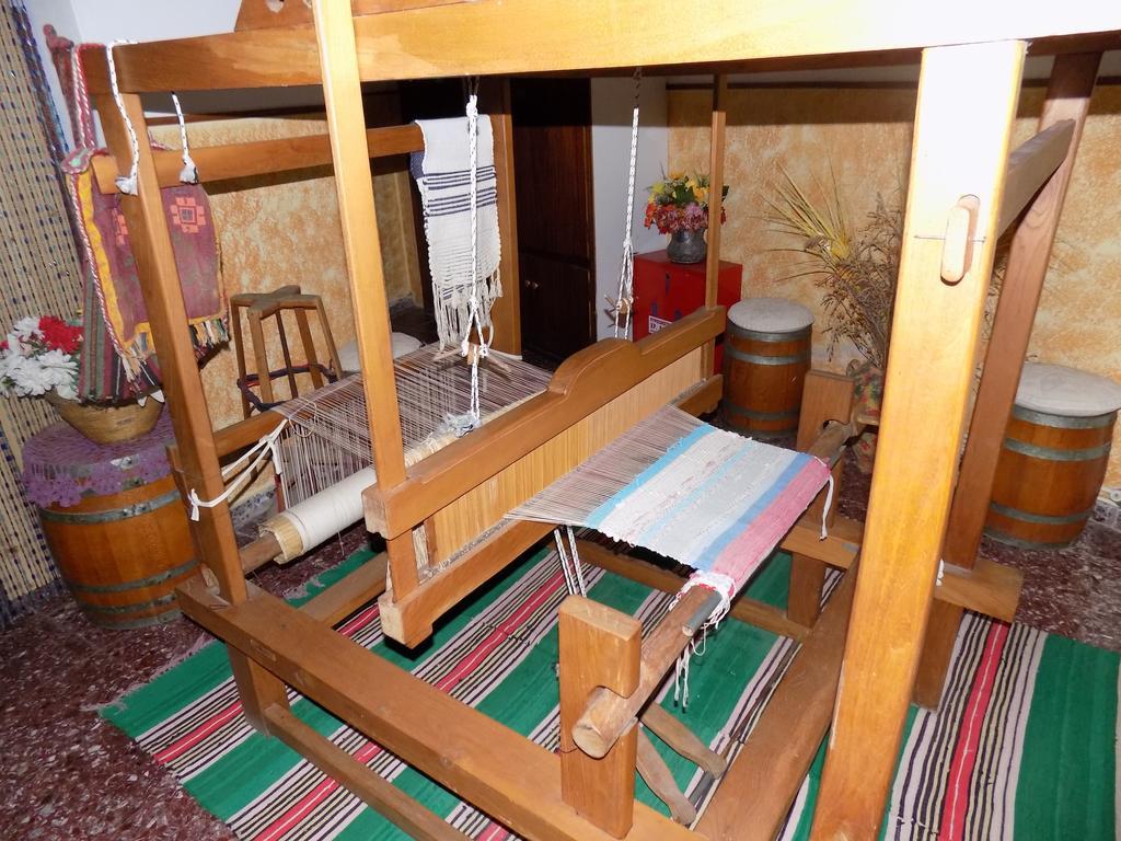 Des Roses Hotel Платаниас Екстериор снимка